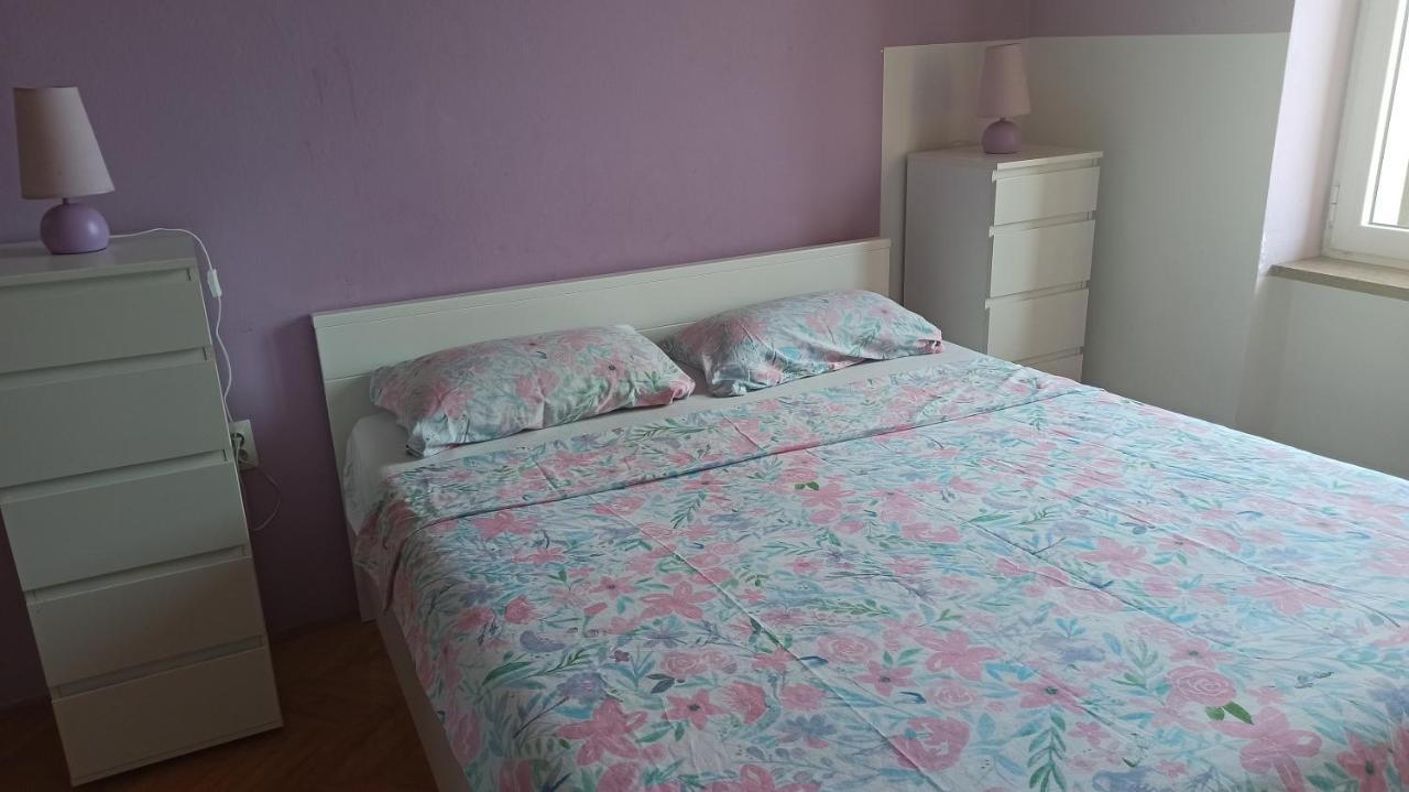 Apartman Paola 로브란 외부 사진